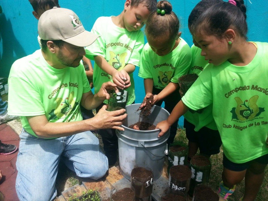 Iniciación del club Amigos de la Tierra en escuela de Vieques. (suministradas)